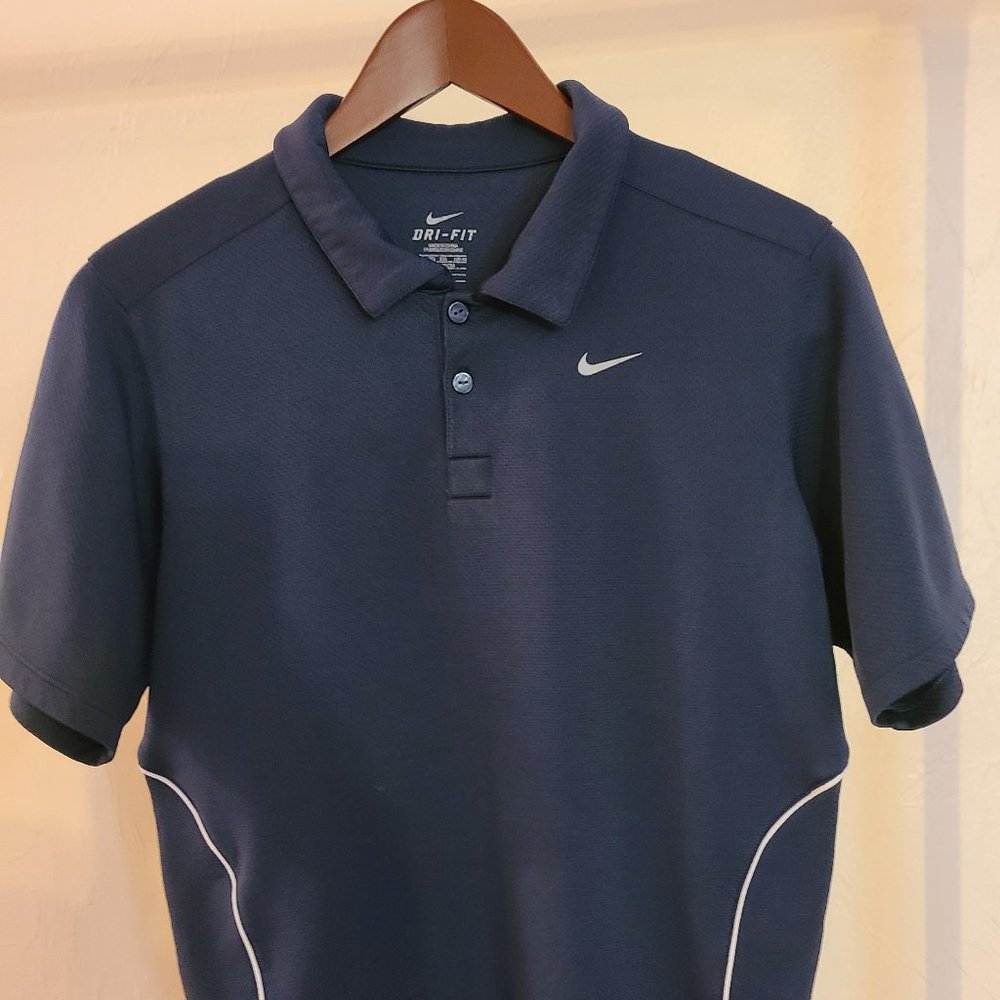 Boys Nike Dry-Fit Collar Shirt, Blue Size: XL 16